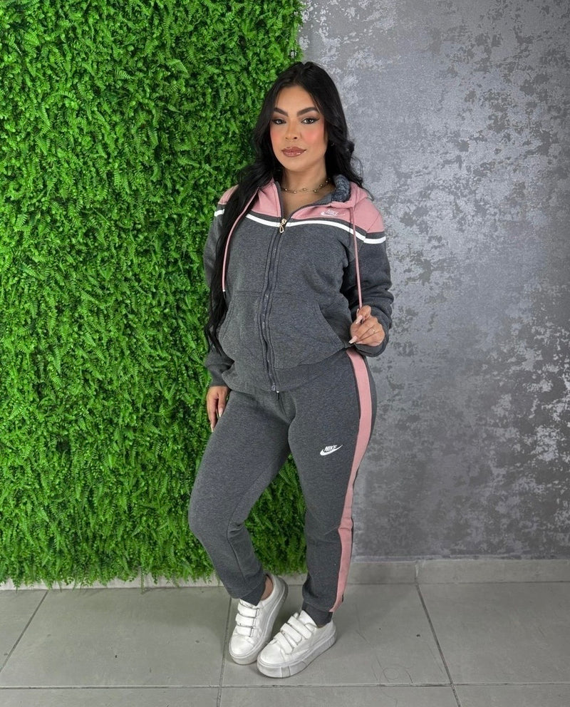 Conjunto Moletom Pelúcia Bordado