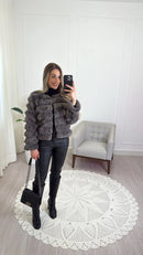 Casacos de Pelos Silvia