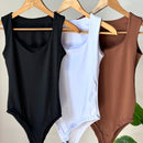 Kit 3 Body Feminino Decote Quadrado Alça Larga Regata Suplex Liso Casual