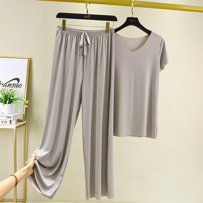 Conjunto Martina Camiseta + Calça (Nova tendência 2022/23)