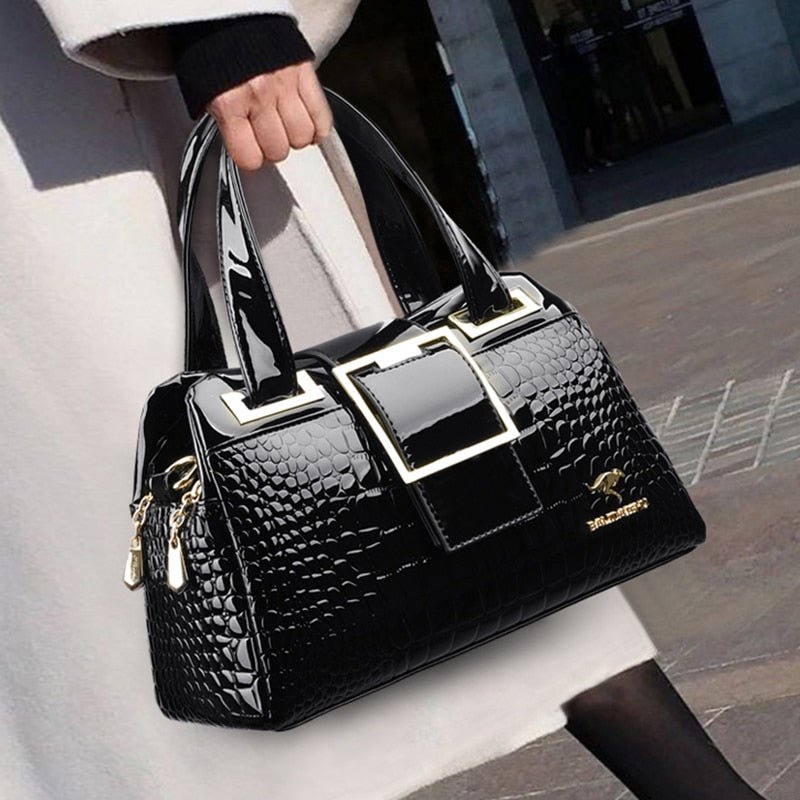 Bolsa em Couro Textura Pele de Crocodilo
