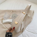 Bolsa em Couro Baguete Imperial