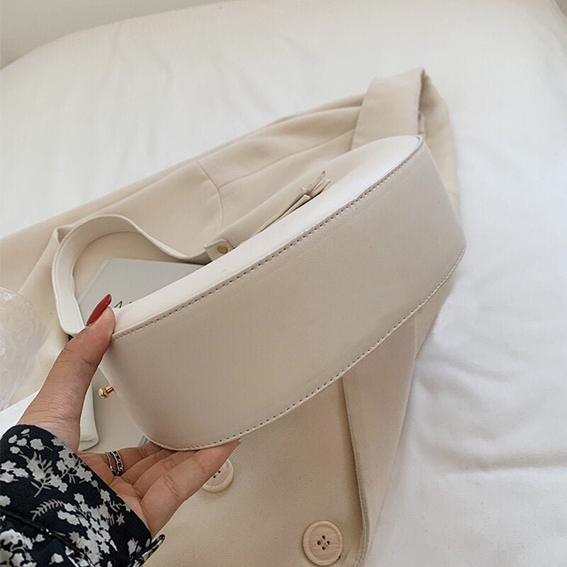 Bolsa em Couro Baguete Imperial